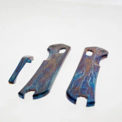 Piratech Knife Scales Entropic Anodized (Lighting) Titanium -White Mountain Knives s l1600 1 57735.1706211462